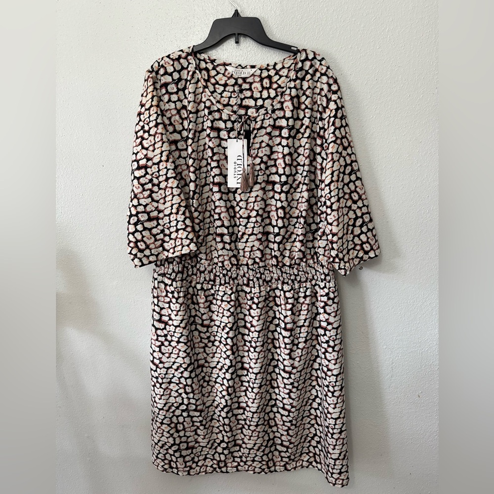 NWT Studio untold size 22 dress